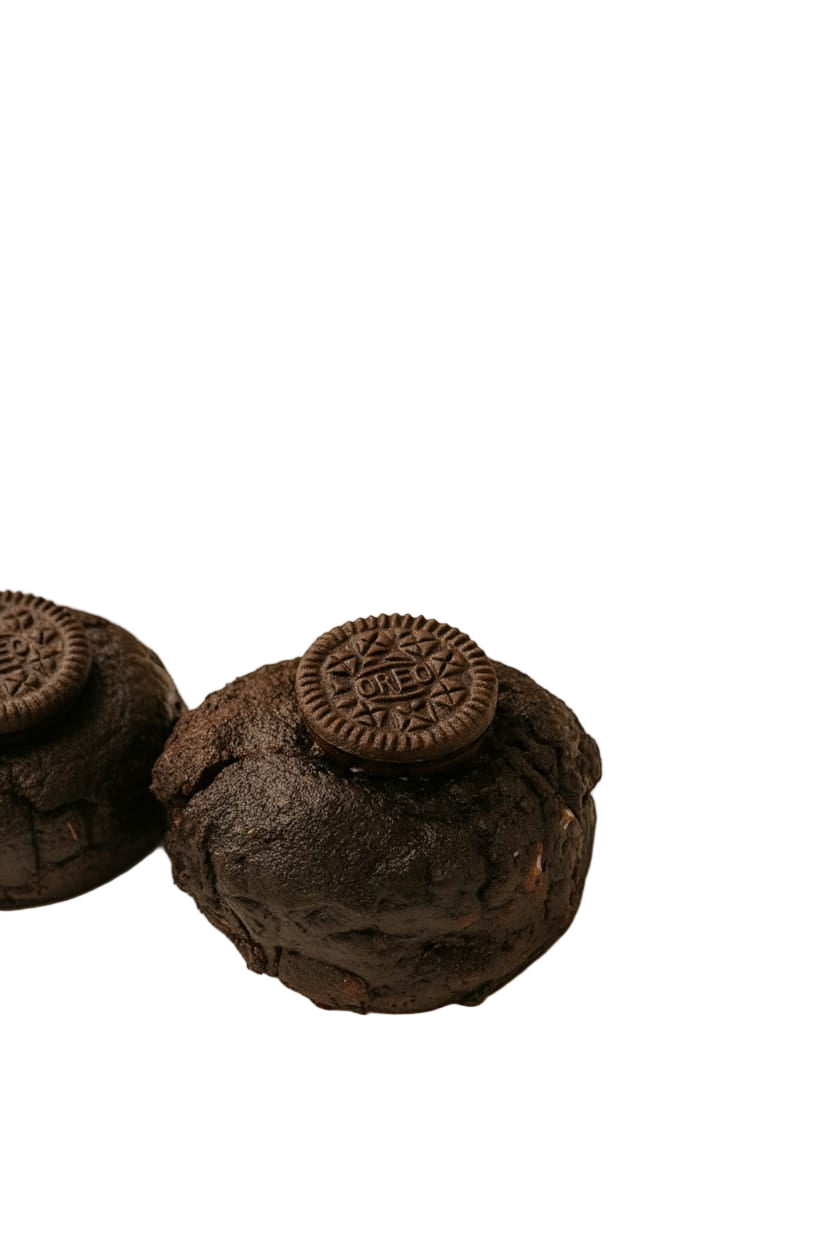 A Pack of 4 Oreo Chocolate Cookies