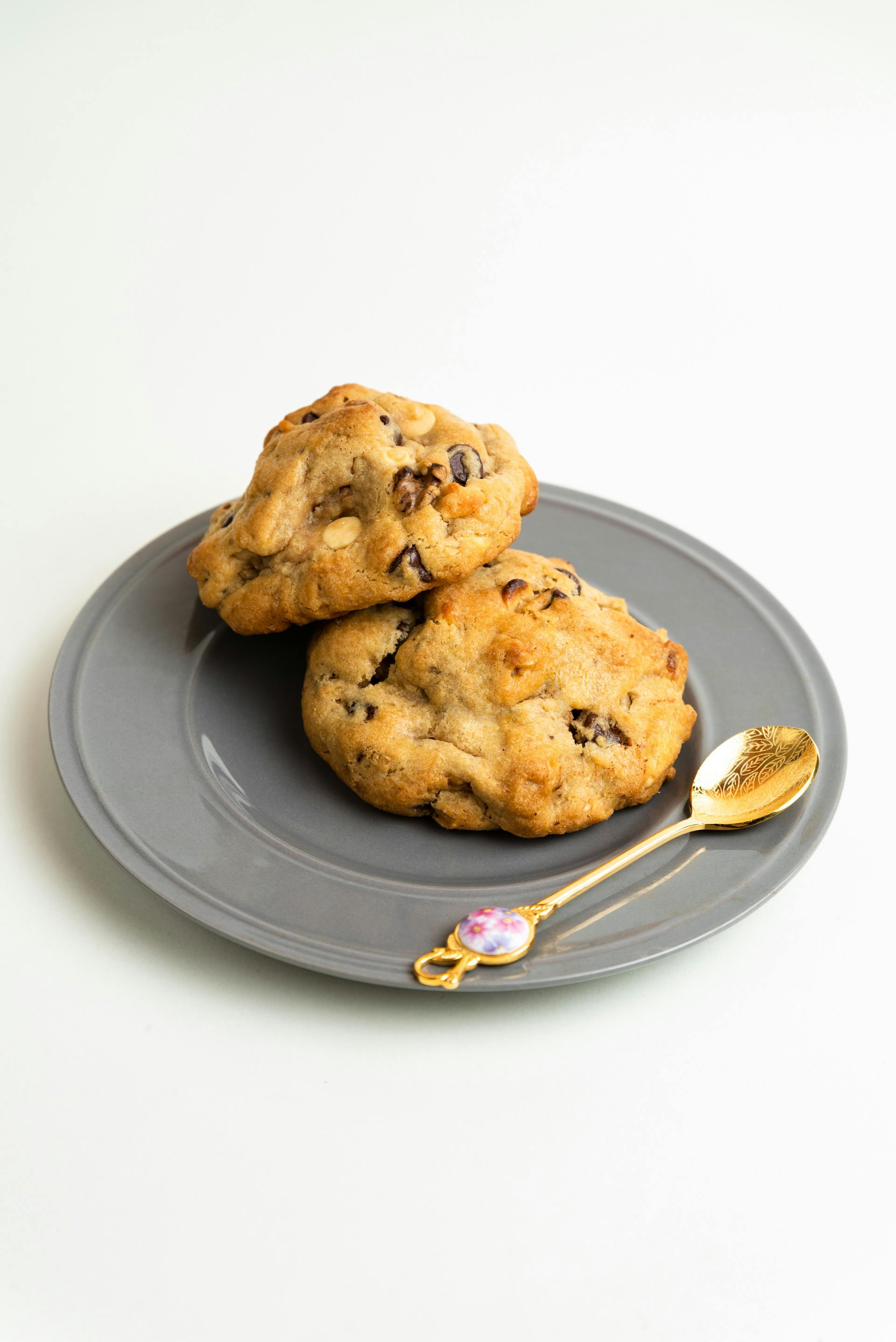 A Pack of 4 Lotus Biscoff Cookies